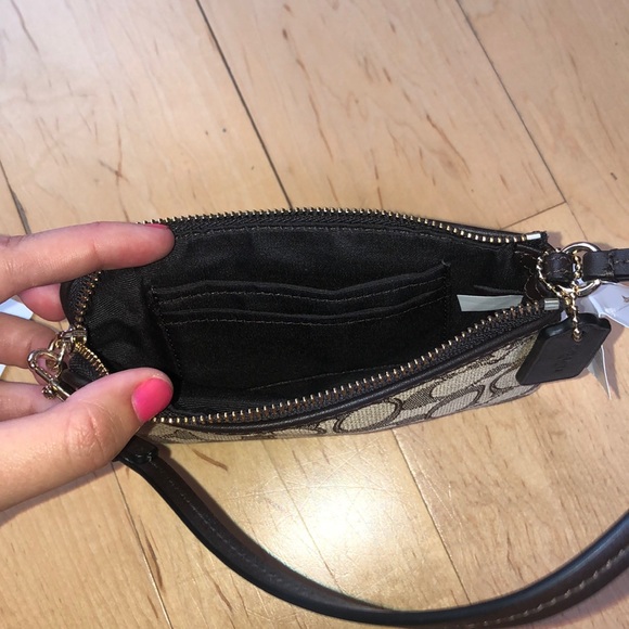 NEVER USED Coach Wristlet - Picture 3 of 4